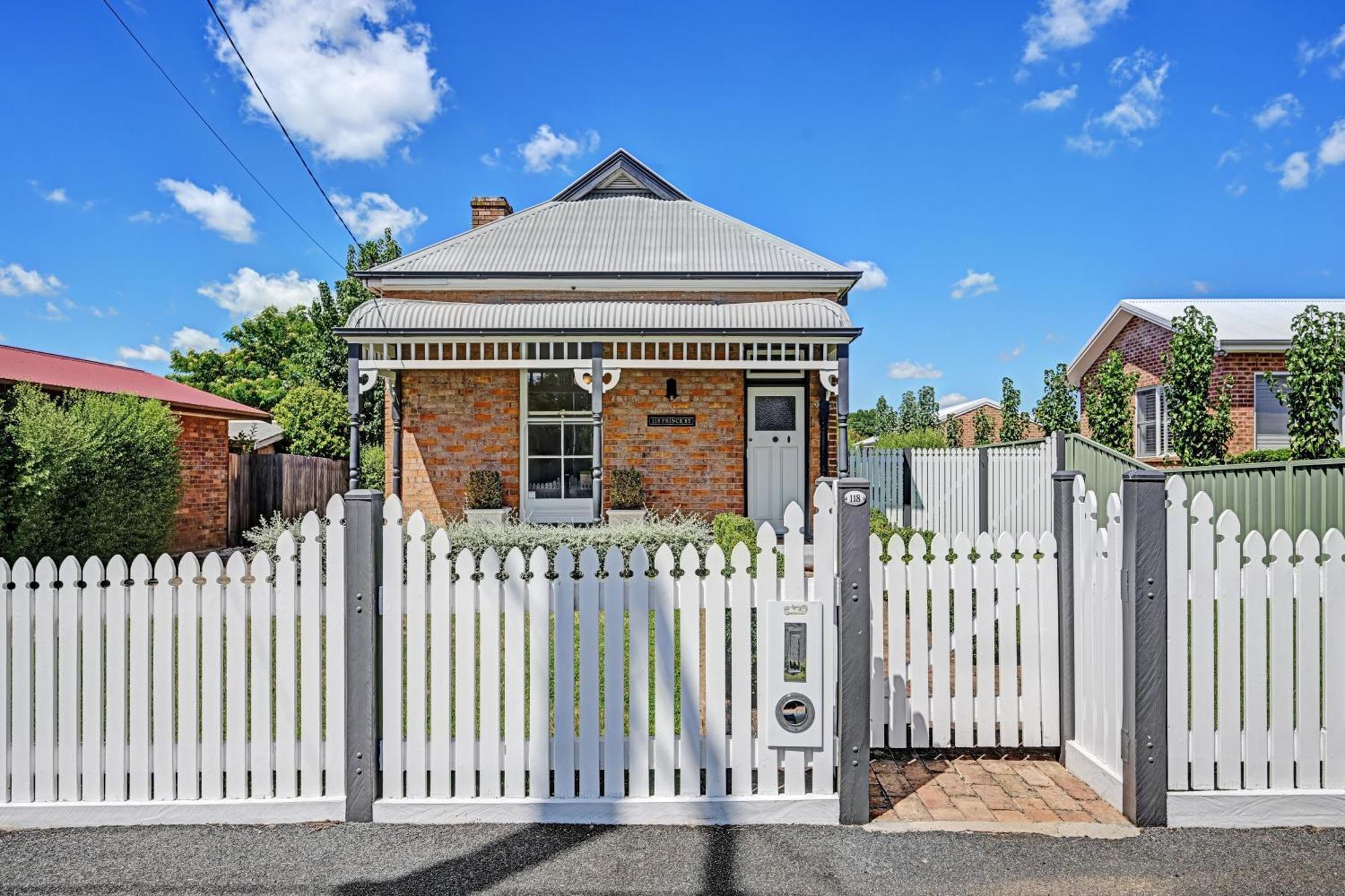 Prince Street Cottage - 1890'S Edwardian Gem Orange Exteriör bild